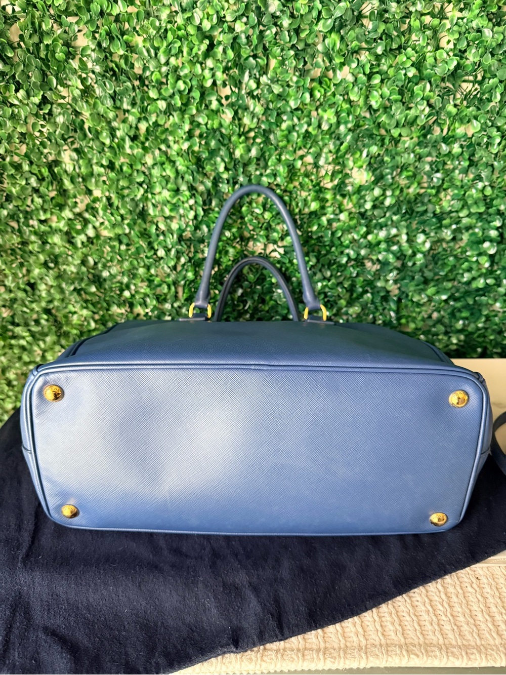 Prada Blue Saffiano Large Galleria Leather Tote with Long Strap - Picture 5 of 9